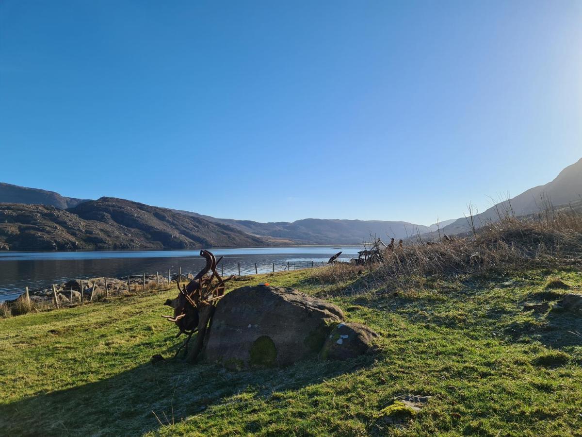 The Bay ,Luxury Shepherds Hut, Dundonnell Exterior photo